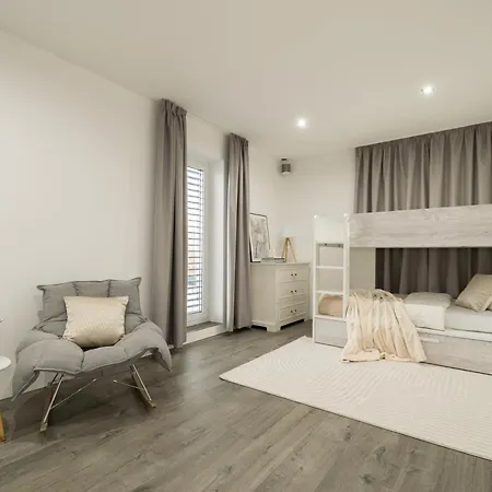 Supervilla Liptov וילה *
